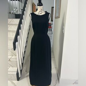 Datiani Timeless Black Sleeveless Maxi Lined Vintage Open Back w Ruffle Dress 10